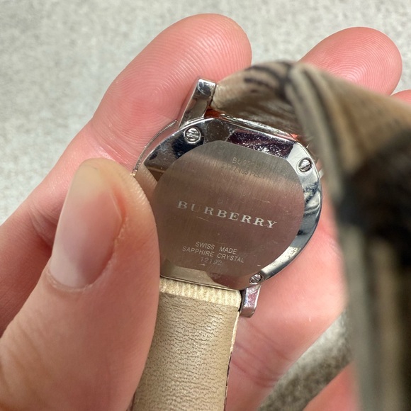 Burberry Women’s Watch - Picture 5 of 6